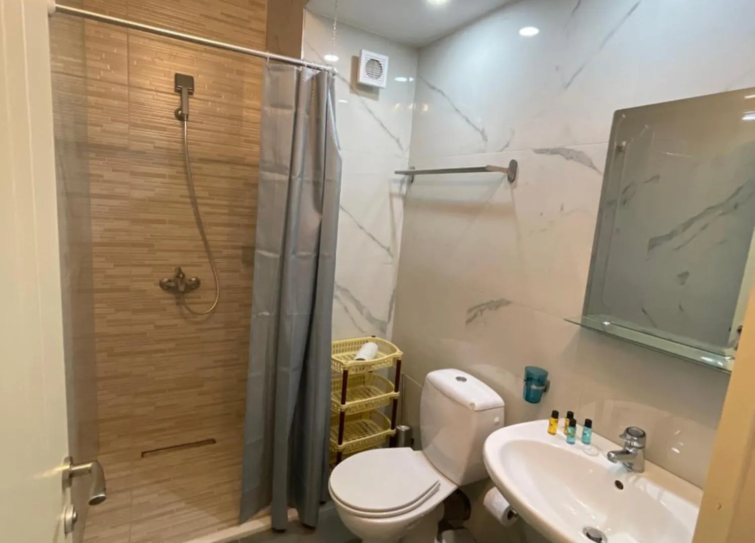 Prishtina Hotel Саранда 3*,