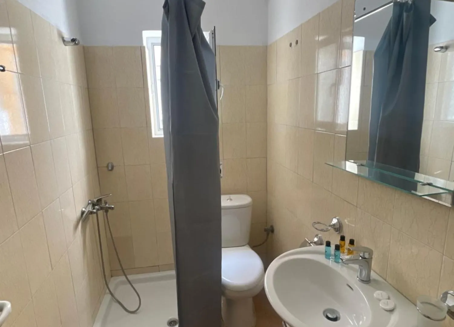 Prishtina Hotel Саранда 3*,  Албания